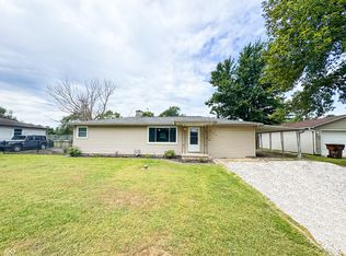 6782 N Wahoo Tree St, Terre Haute, IN 47805