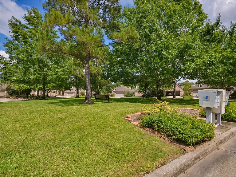 4510 Elmstone Ct — Photo 2