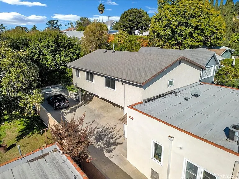 727 Robinson St — Photo 18