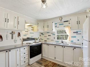 343 Carr Rd, Dallas, NC 28034