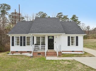 1088 Holly Pointe Dr, Wendell, NC 27591