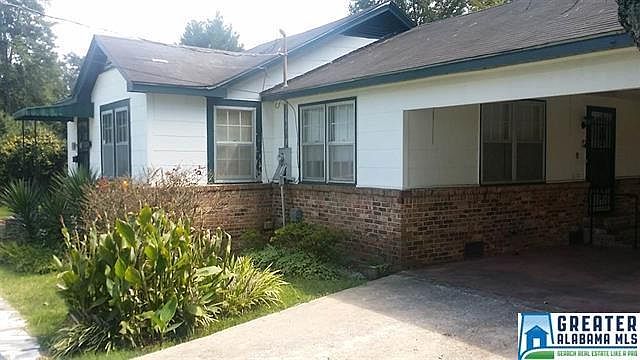 1st image of 303 4th St SE