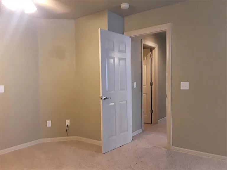 10 S Woodsprings Dr #1 — Photo 6