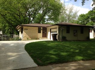 1401 W Avon Ln, Lincoln, NE 68505
