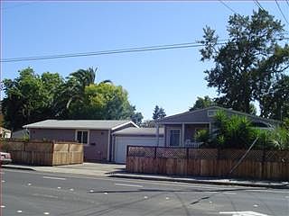 1st image of 118 Winslow St
