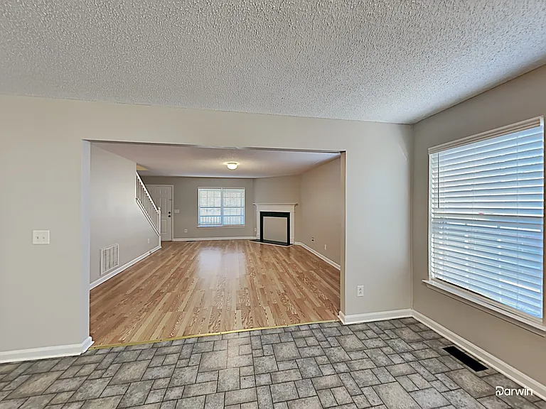 420 Donny Brook Ct — Photo 4