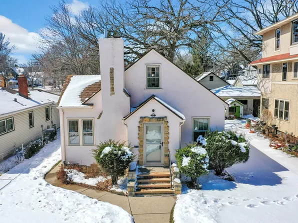 1207 Hamline Ave N, Saint Paul, MN 55108