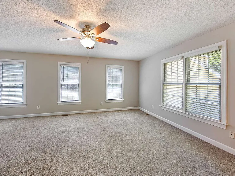 103 Tarpley Way — Photo 11