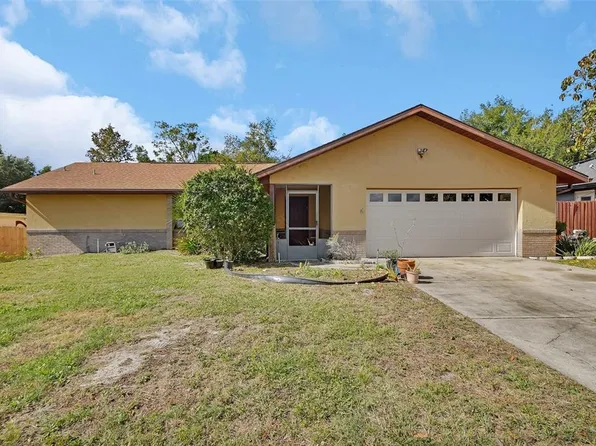 1622 Oakland Dr, Deltona, FL 32738