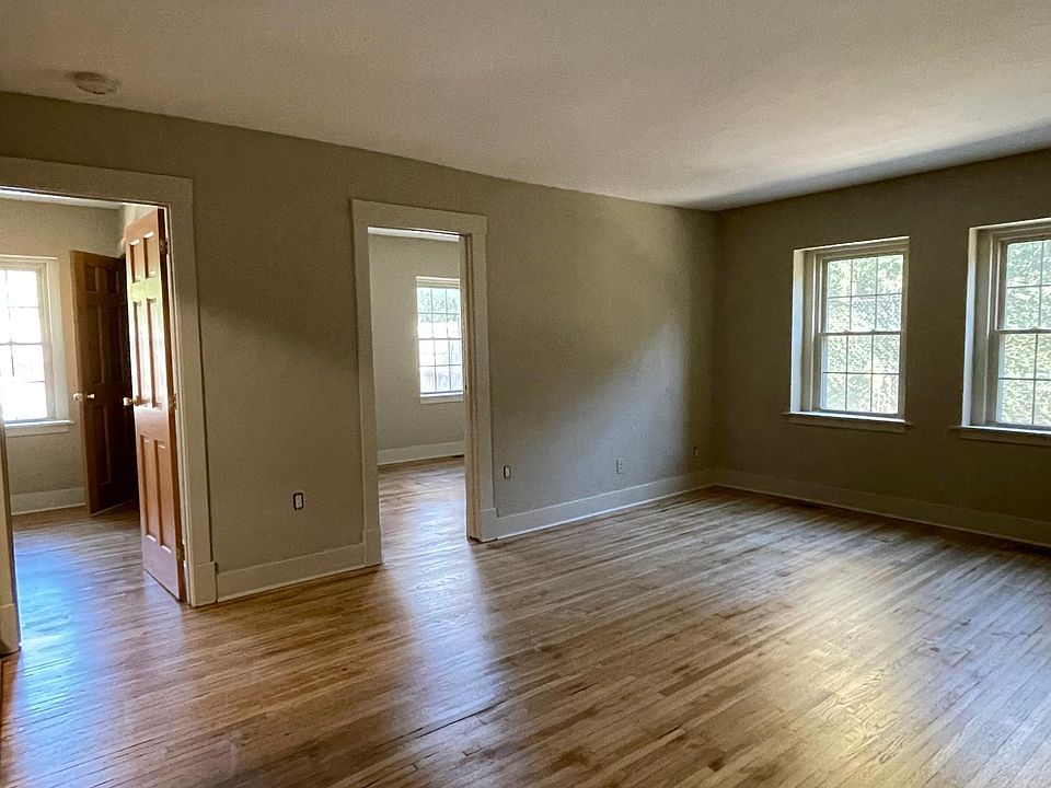 940 Amherst St Buffalo, NY, 14216 Apartments for Rent Zillow