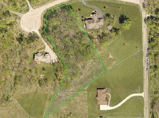 11375 Normandy Ln, Chagrin Falls, OH 44023