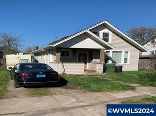 2255 4th St NE, Salem, OR 97301