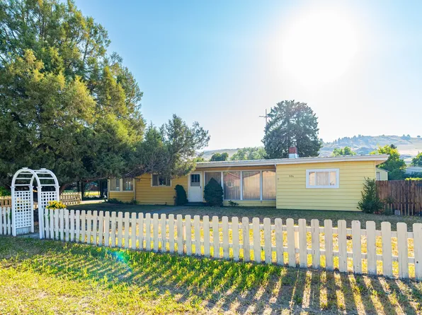 306 Ruenauver St, Plains, MT 59859