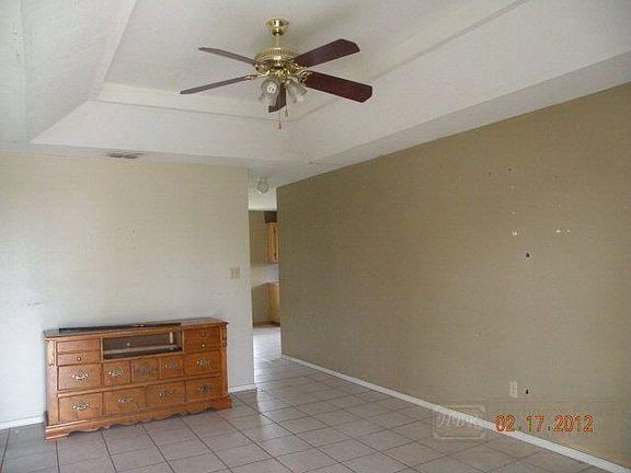 3rd image of 4441 David Dominguez St