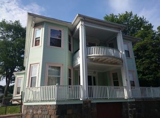 40 Glendale St, Dorchester, MA 02125