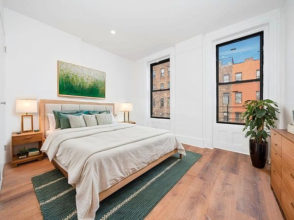 4th image of 1179 Dean St Floor 3