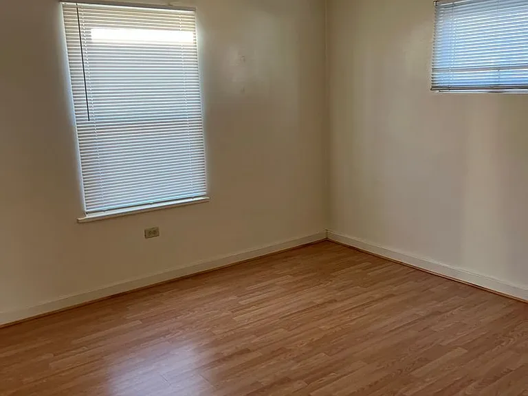145 La Rue Ave — Photo 5