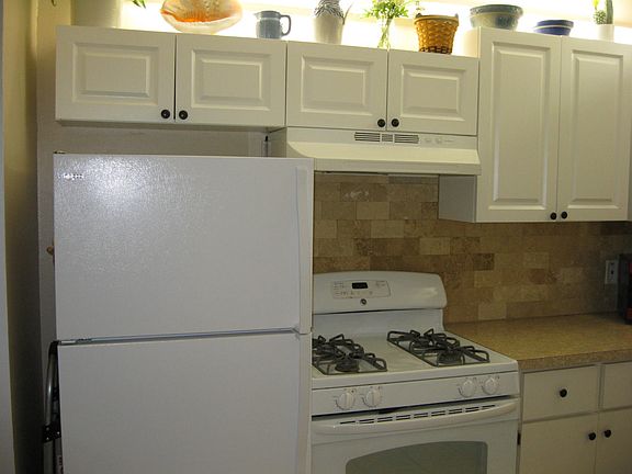 4th image of 9911 Dahlia St N #38