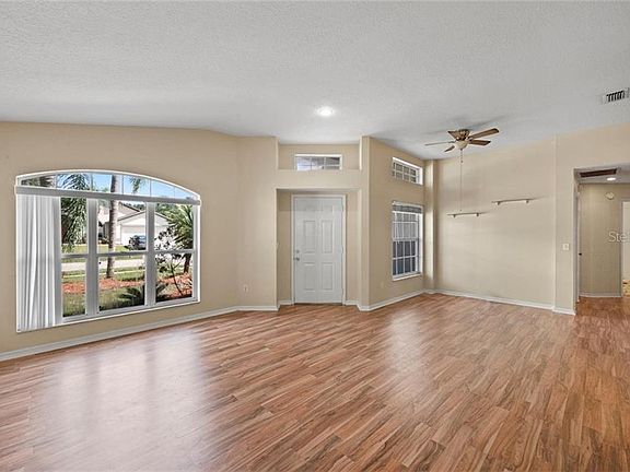 2nd image of 2509 Fairhaven Dr
