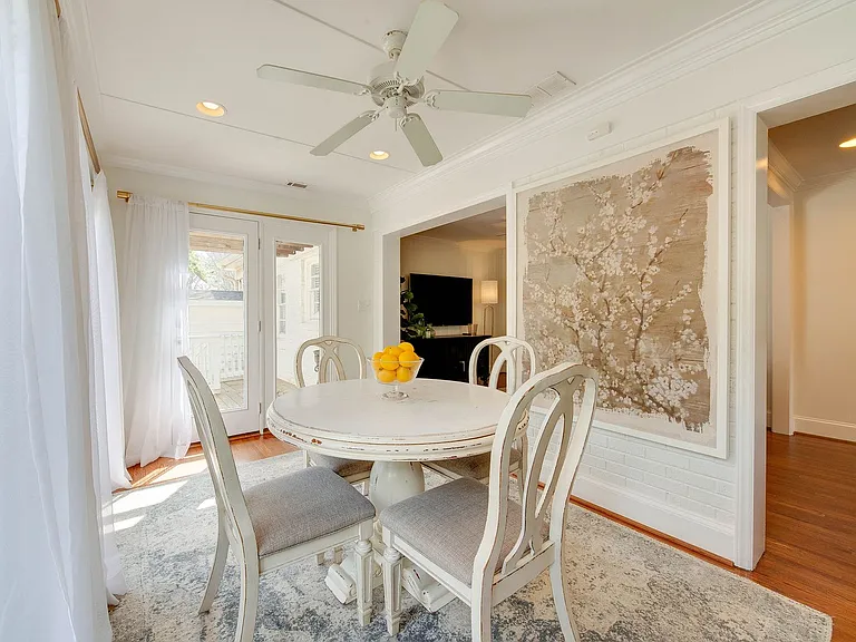3221 Sunset Dr — Photo 32