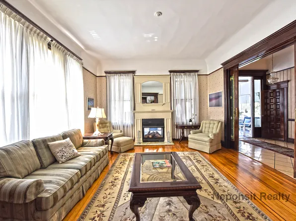 190 Beach 137th Street image 11 of 24