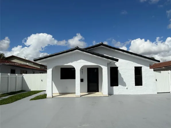 961 W 39th Pl, Hialeah, FL 33012