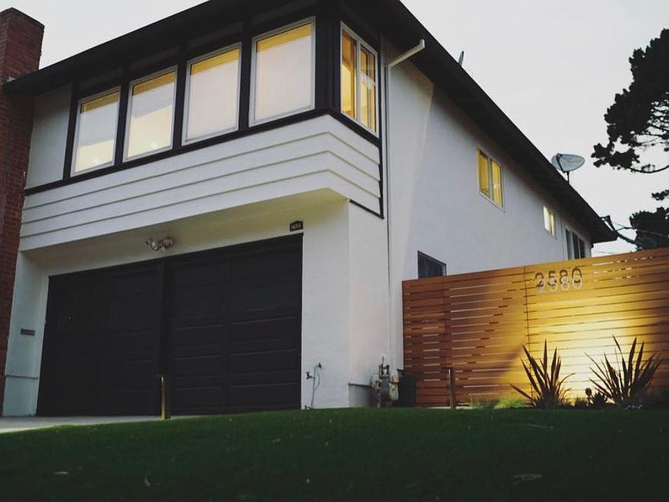 1st image of 2580 Valleywood Dr