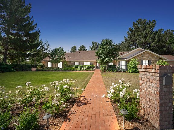 3rd image of 700 River Elms Ct