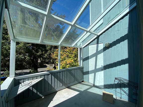 4th image of 6545 106th Ave NE APT 1