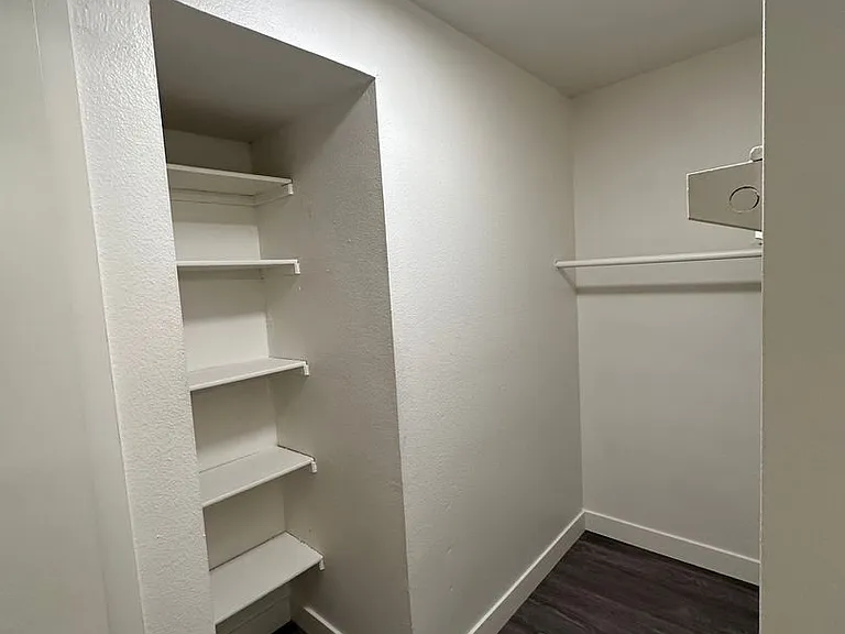 1250 N. June St. Los Angeles CA 90038 — Photo 28