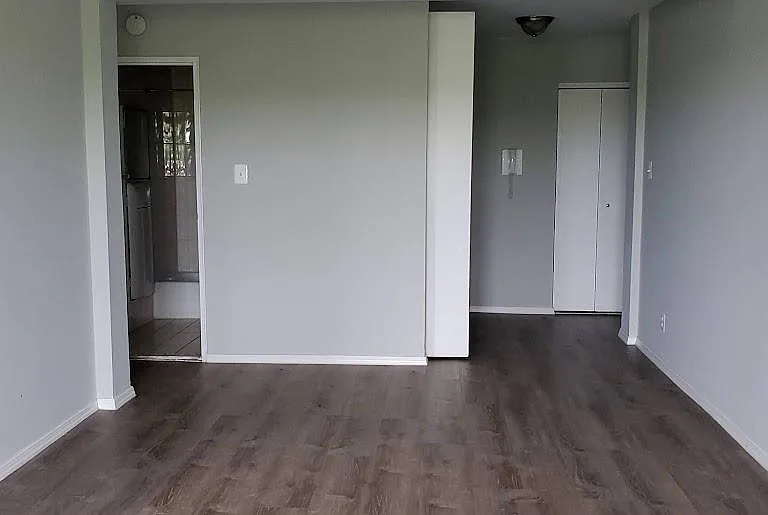 1670 Bell Blvd #5 — Photo 9