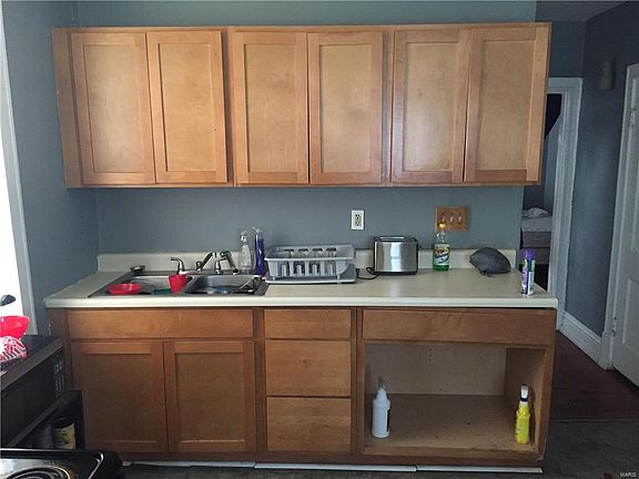 3rd image of 5034 Pernod Ave