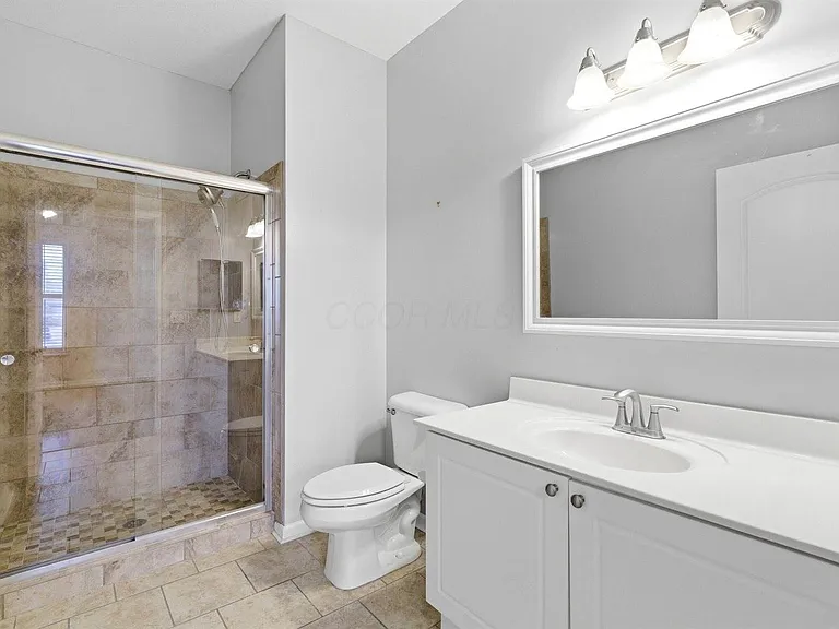 7728 Essex Gate Dr S — Photo 32
