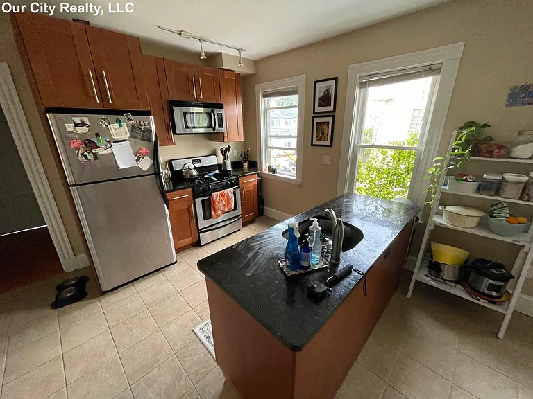 52 Winchester St #2 — Photo 11