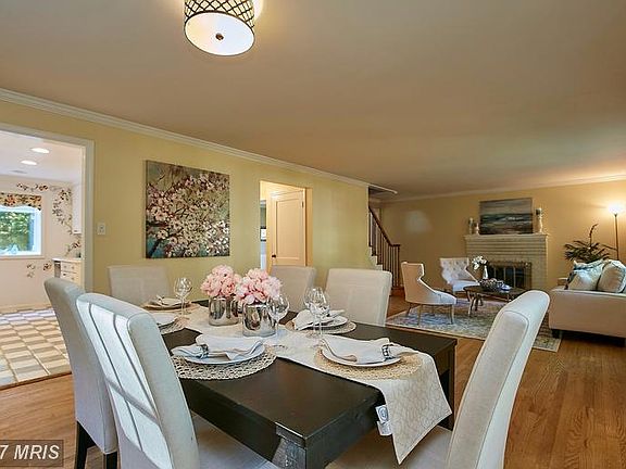 3rd image of 3812 Foxwood Nook