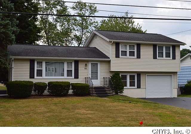 1st image of 105 Jewell Dr