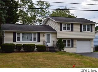 105 Jewell Dr, Liverpool, NY 13088