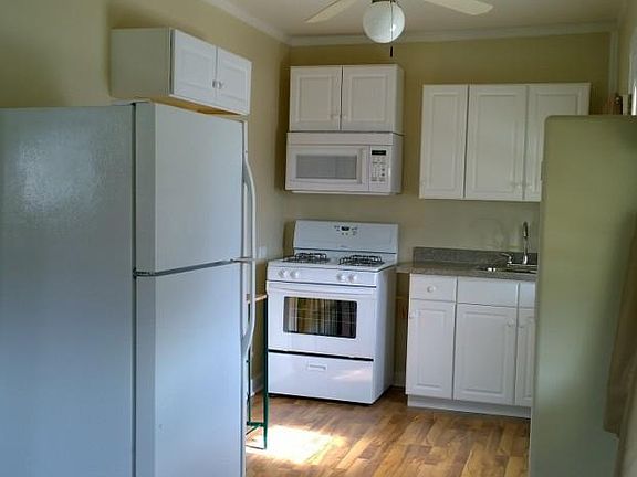 4th image of 10720 S Whipple St Unit 1
