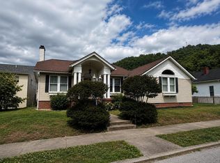 107 5th St, Pikeville, KY 41501