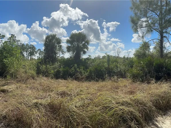 7861 1st Ter, Labelle, FL 33935