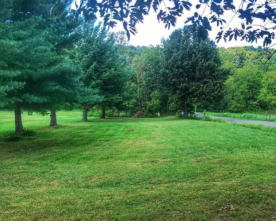 2nd image of Buhl Morton Rd
