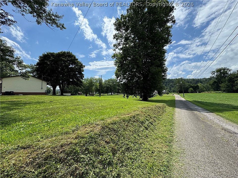1st image of 55 Barbershop Ln