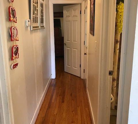 2nd image of 2689 Burlingame Way