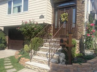 162 Crown Ave, Staten Island, NY