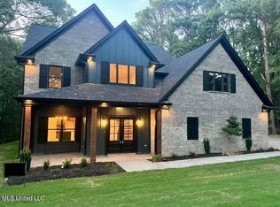 190 Vinson Rd, Hernando, MS 38632