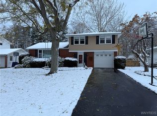 15 Culpepper Rd, Buffalo, NY 14221