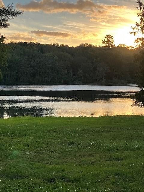 1st image of 6 Cucumber Hill Rd
