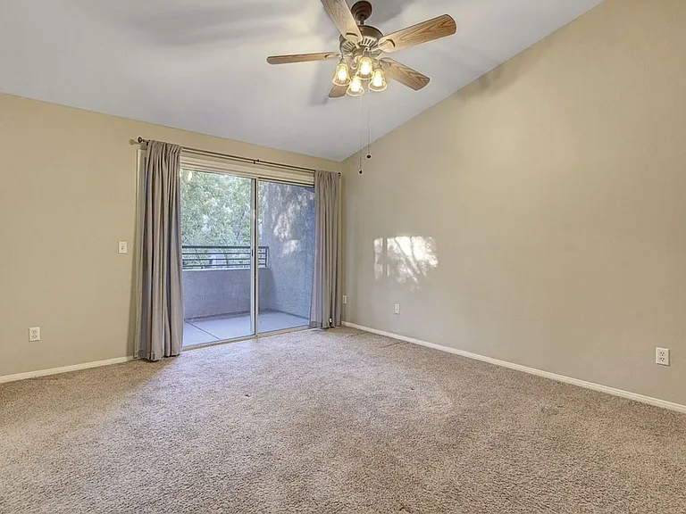 716 Peachy Canyon Cir #103 — Photo 22