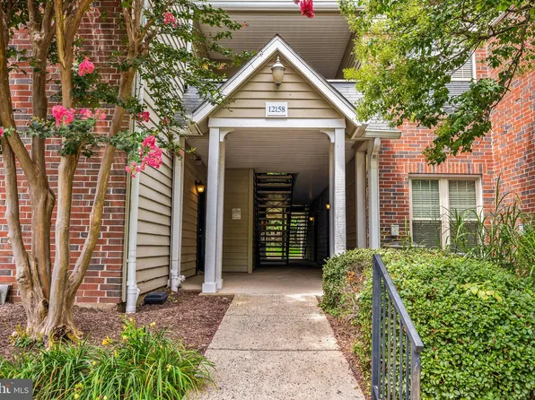 12158 Penderview Ln APT 1723, Fairfax, VA 22033