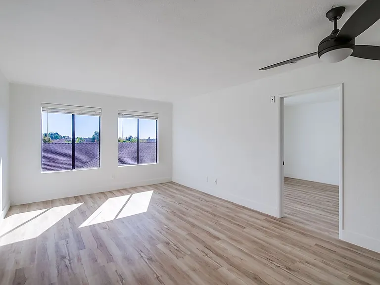 The Lucci | Renovated 1 & 2 Bedroom Apartments in Clairemont — Photo 15